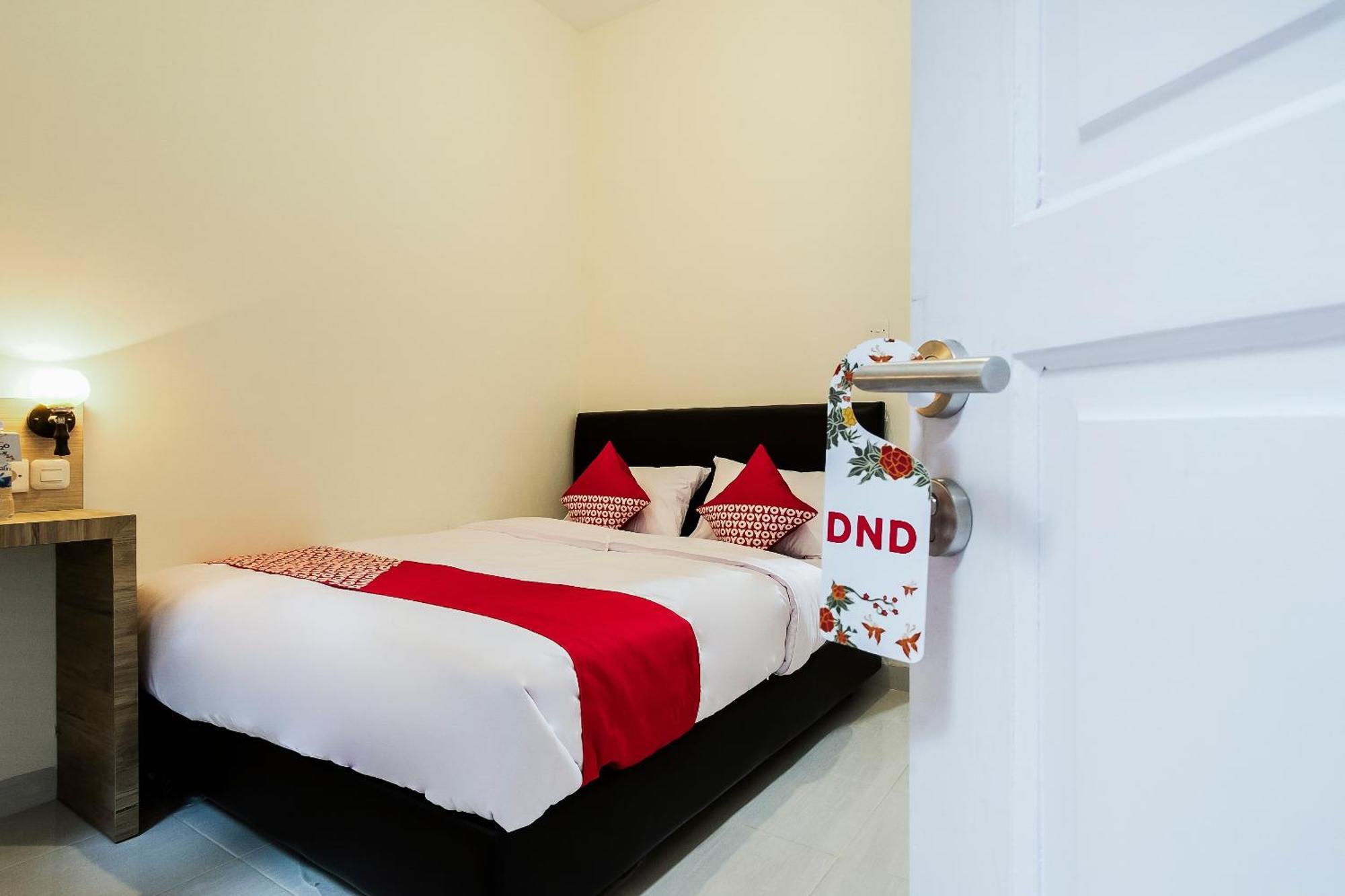 Super Oyo Capital O 873 Kamani Homestay Syariah Medan Kültér fotó